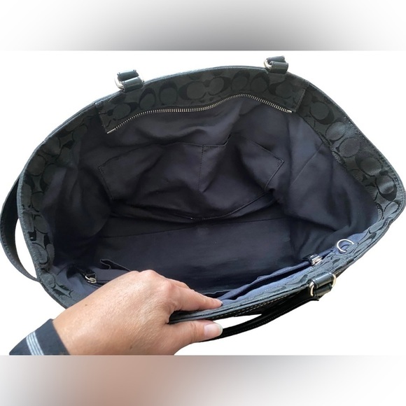 Coach Hampton Carryall Black Signature Canvas Bag - Picture 7 of 9